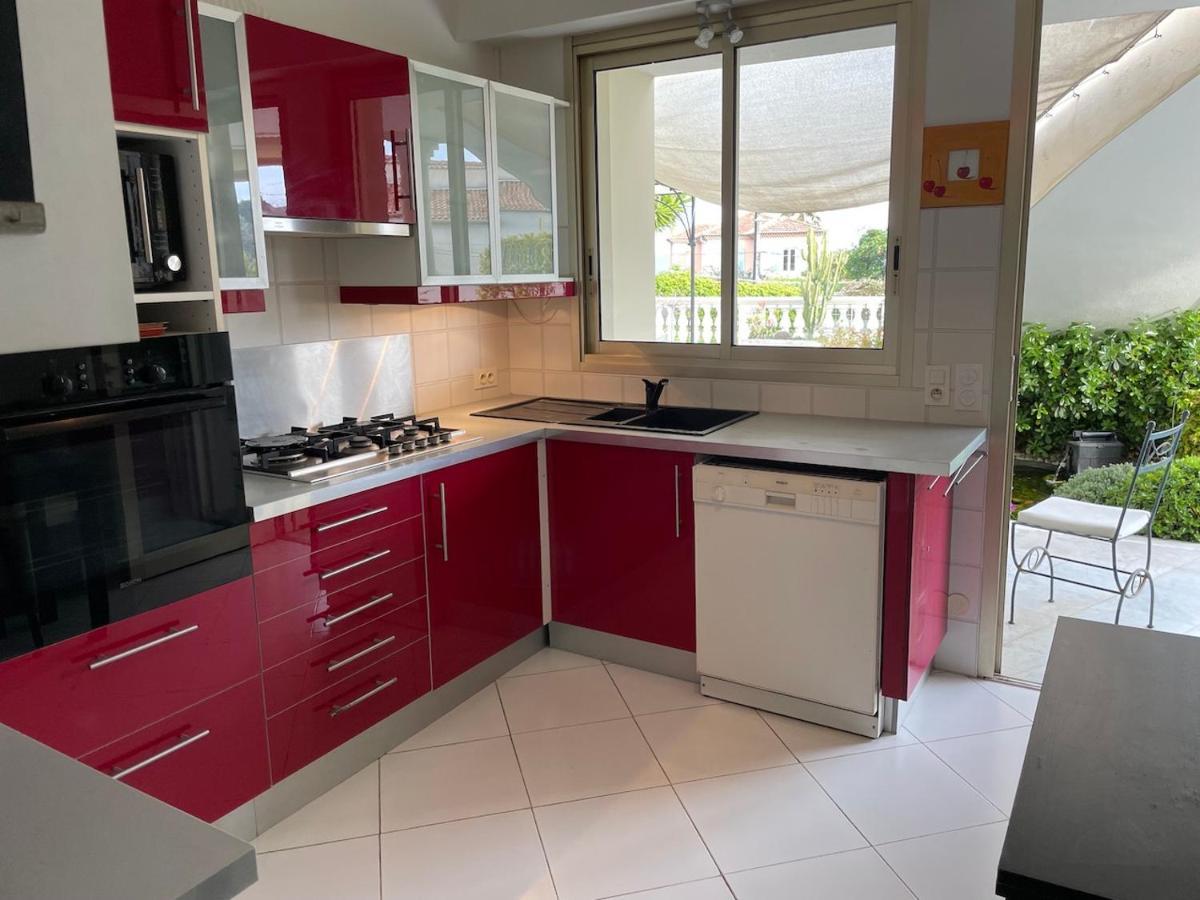 Rez De Jardin De 65M2 Dans Villa A Ницца Экстерьер фото